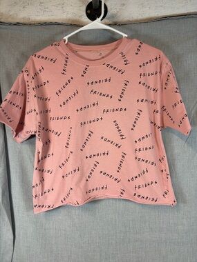 Pink FRIENDS Graphic Cropped Tee